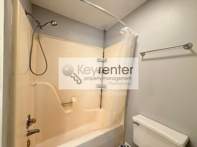 Building Photo - 208 Cliftview Dr