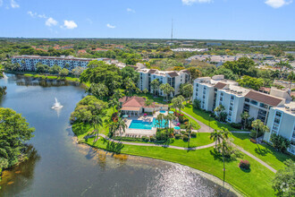 Building Photo - 820 Lavers Cir