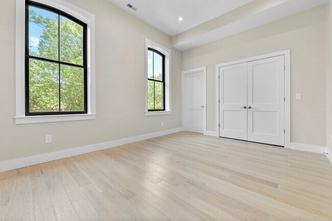 Building Photo - 541 Massachusetts Ave