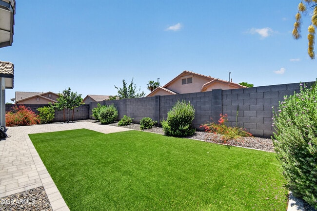 Building Photo - 3680 S Joshua Tree Ln