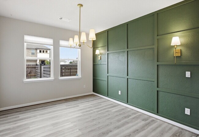 Building Photo - 10051 Mulhouse Dr