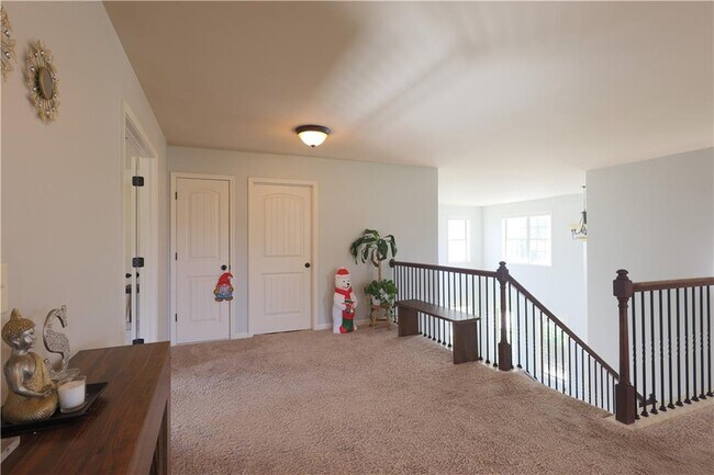 Building Photo - 3125 Pleasant Valley Trail