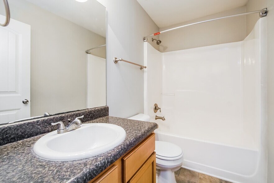 Building Photo - 35 Wensley Ct