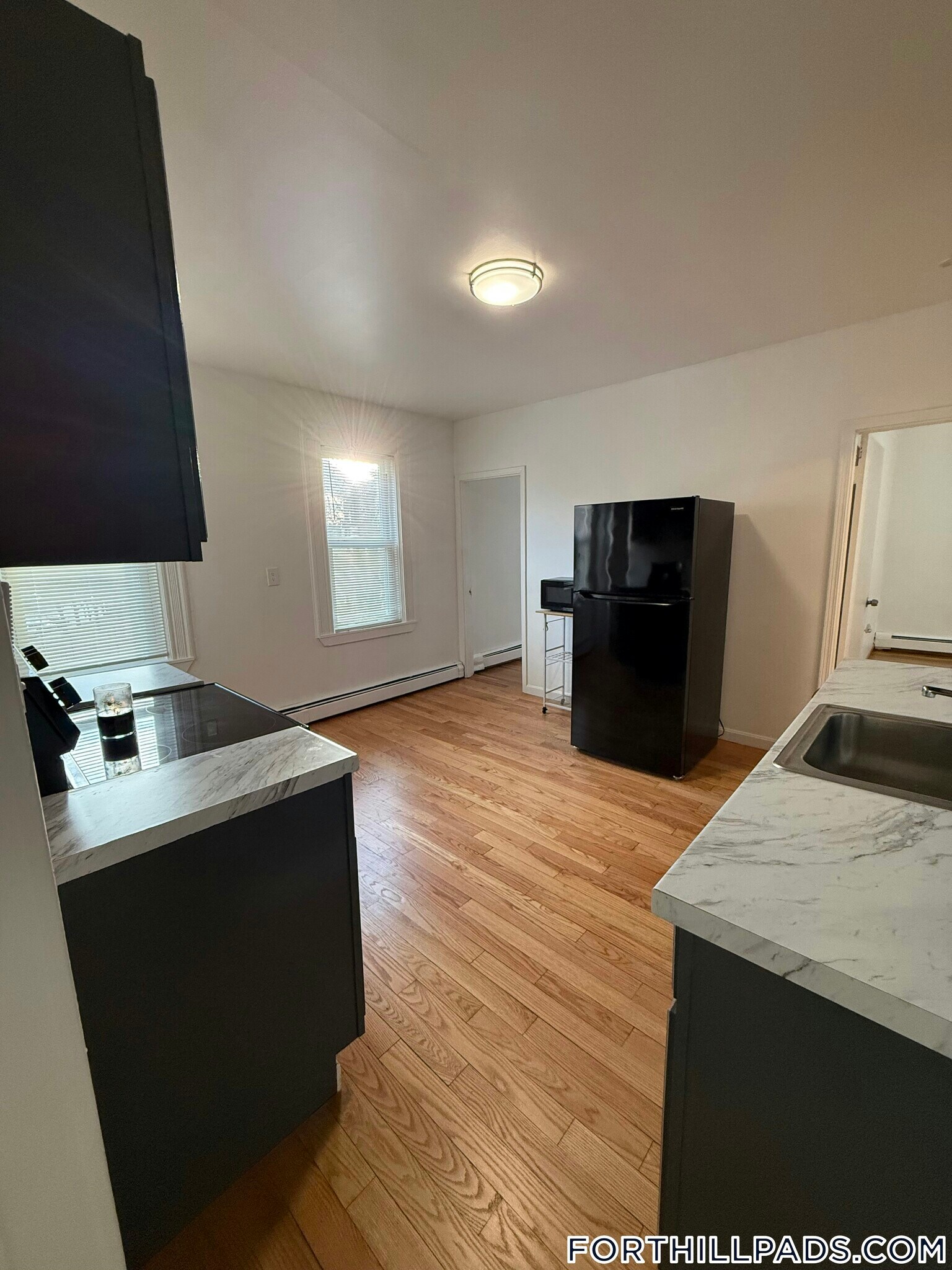 Building Photo - 155 Centre St