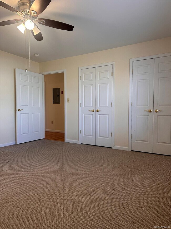 Building Photo - 105 N Montgomery St