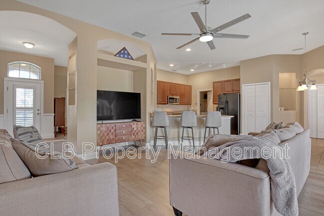 Building Photo - 6808 Amici Ct