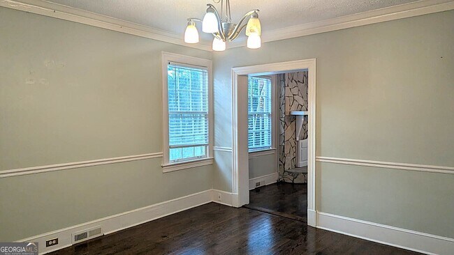 Building Photo - 774 Boulevard