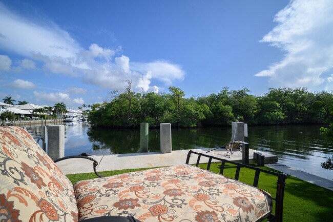 Building Photo - 5246 Boca Marina Cir S