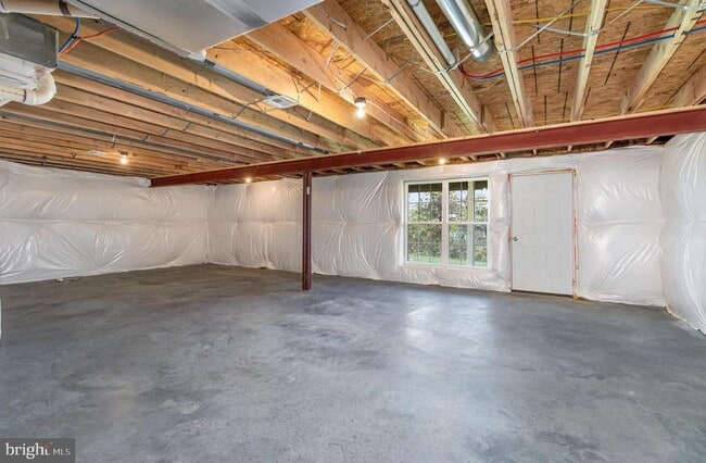 Building Photo - 1726 Bradley Dr