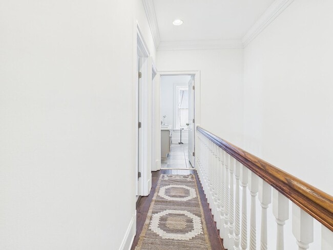 Building Photo - 2235 Venable St