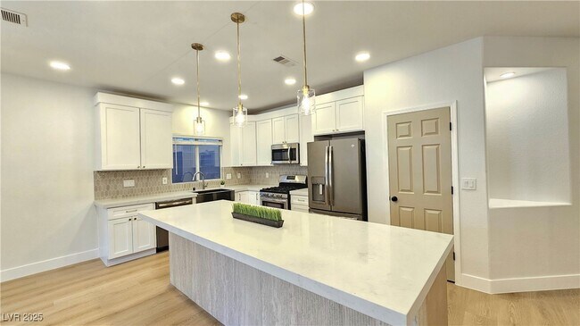 Building Photo - 3205 Townsend Hall Ct