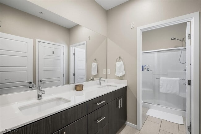 Building Photo - 11236 Rainbow Peak Ave