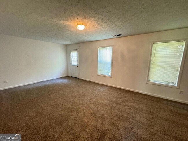 Building Photo - 2282 McKayla Ct