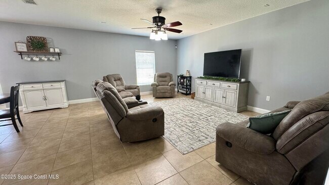 Building Photo - 149 Broyles Dr