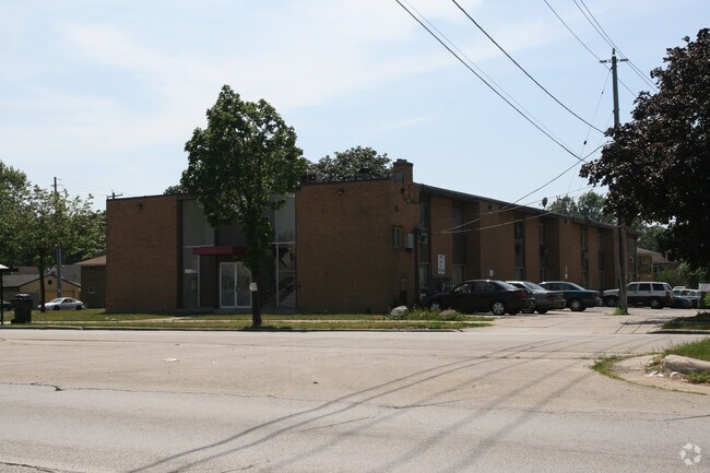 Building Photo - Sherman Homes