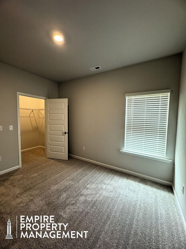 Building Photo - Available For Immediate Move-In!