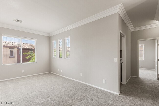 Building Photo - 10544 Lessona St