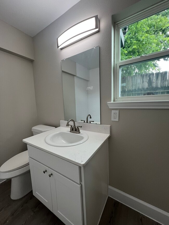 Building Photo - 3305 Red Bluff Rd