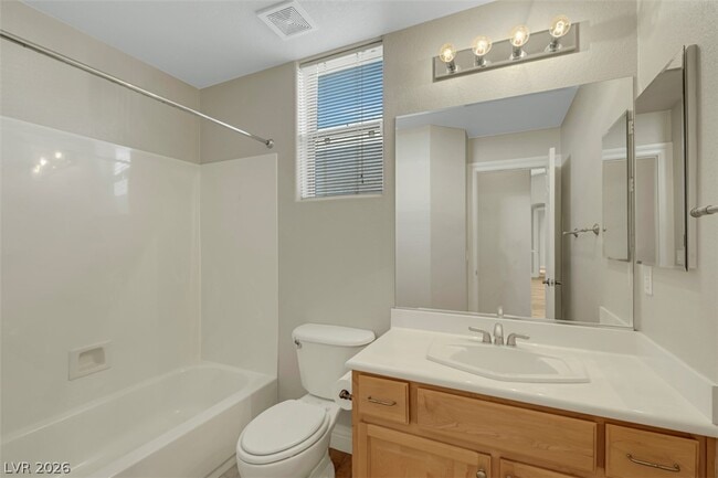 Building Photo - 2149 Sentito Cir