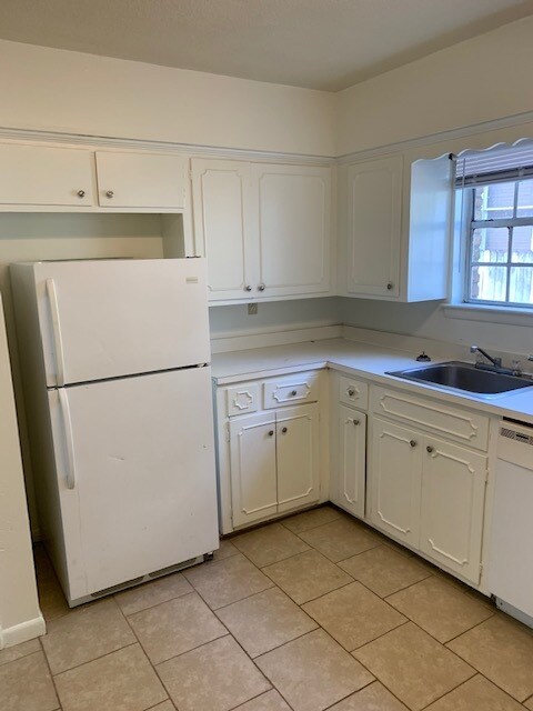 Building Photo - 1504 Dauphin St