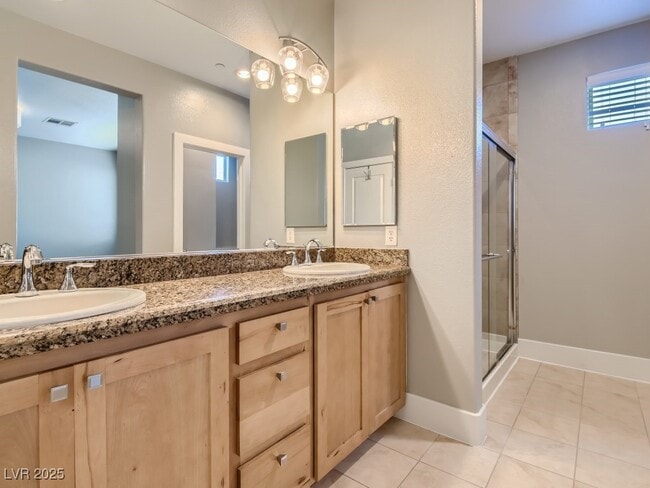 Building Photo - 9050 W Tropicana Ave