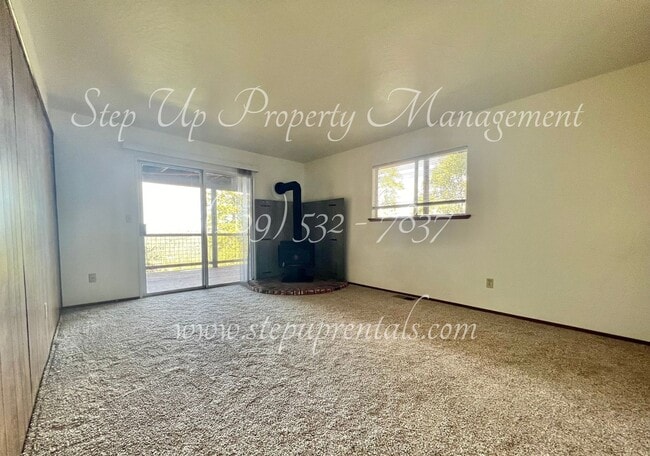 Building Photo - Charming 3-Bedroom Retreat with Modern Updates and Scenic Views in Ponderosa Hills
