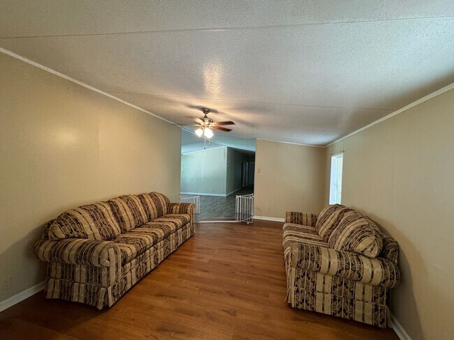 Building Photo - 161 Flournoy Lucas Rd