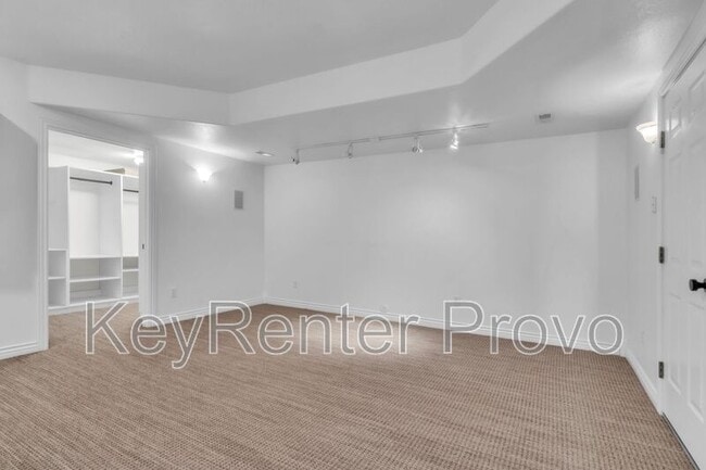 Building Photo - 1559 Oak Cliff Dr