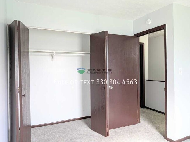 Building Photo - 311 Engadine Ct