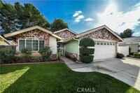 Building Photo - 1728 W Phillips Dr