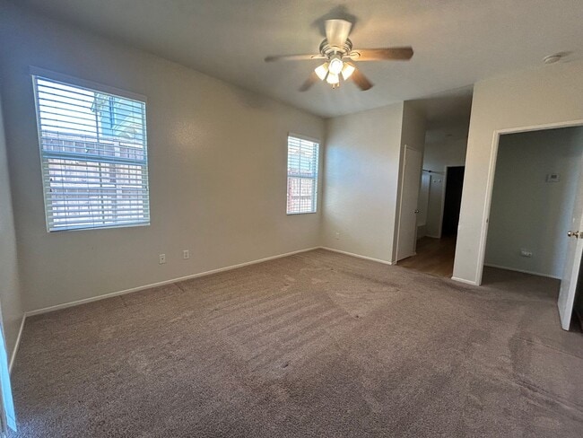 Building Photo - 42557 Drennon Ct