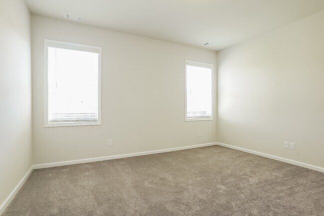 Building Photo - 6244 Whirlaway Rd