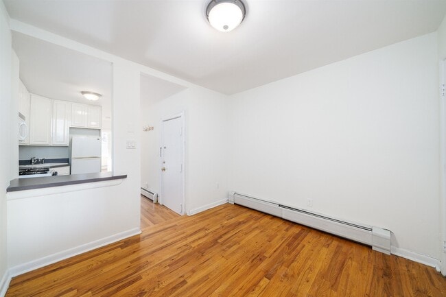 Building Photo - 107 Harrison St