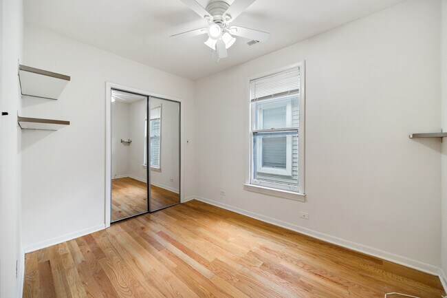 Building Photo - 1011 Garnett Pl