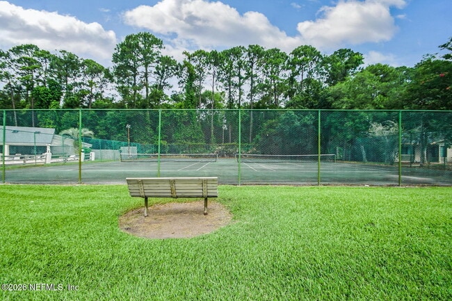 Building Photo - 7623 Baymeadows Cir W