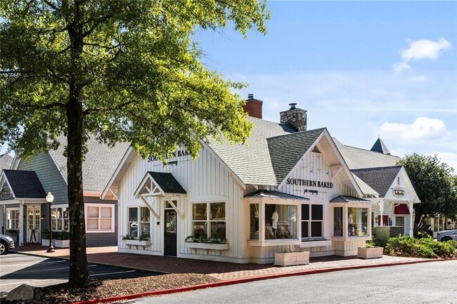 Building Photo - 2836 Broughton Ln SE