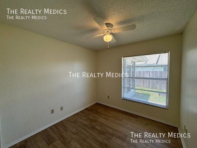 Building Photo - 1184 Mapimi Ct