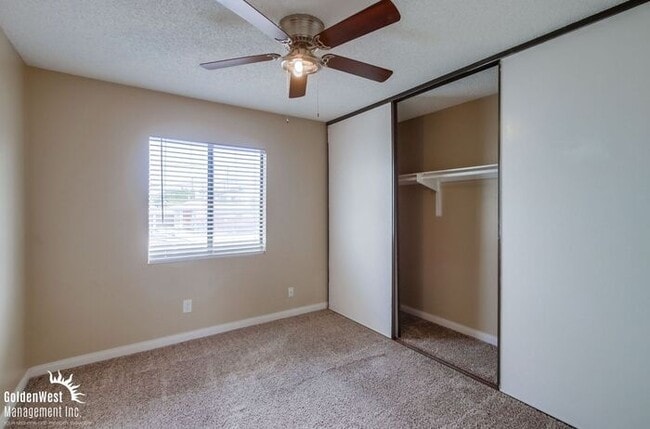 Building Photo - Charming 2Bdm 1Ba Apartment in the North P...