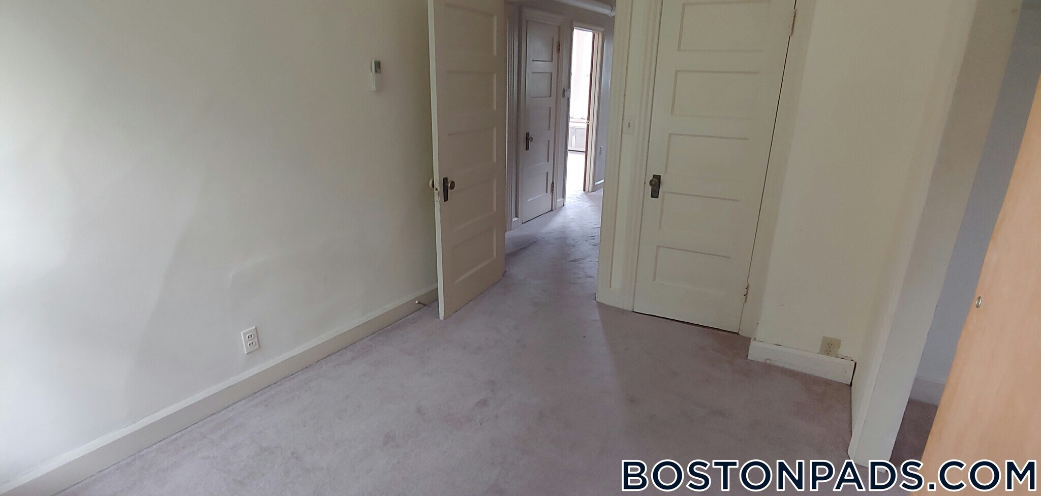 Building Photo - 7 Wallingford Rd