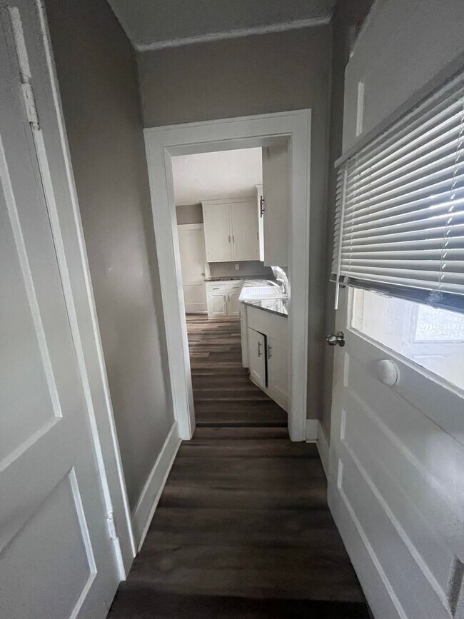 Building Photo - Coming Soon to Midtown - 3 Bedroom 3 Bath Townhome!