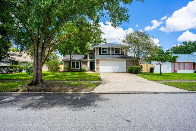 Building Photo - Minutes from UCF | Updated 4BR/3BA Home with Private Fenced Backyard