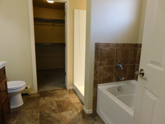 Building Photo - Nice Home in Chatfield II Subdivision