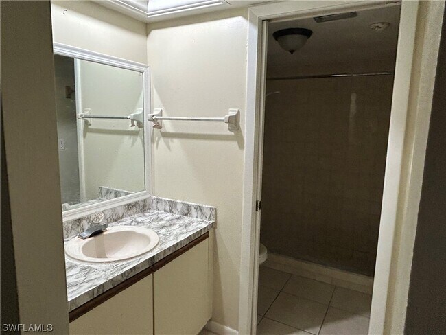 Building Photo - 2201 East 5th Street