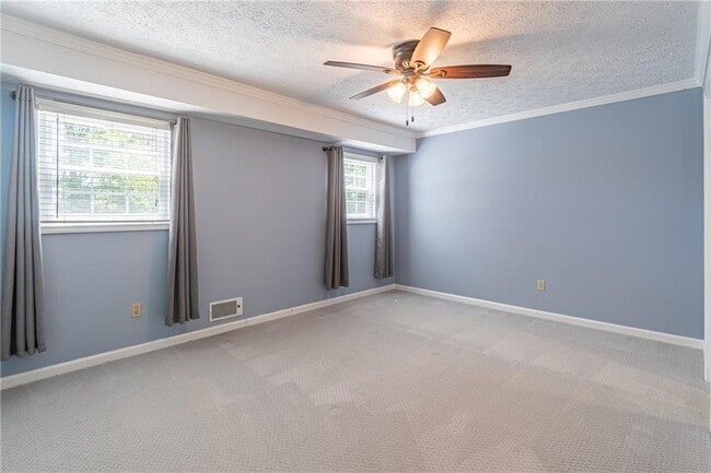 Building Photo - 3410 Dry Creek Rd