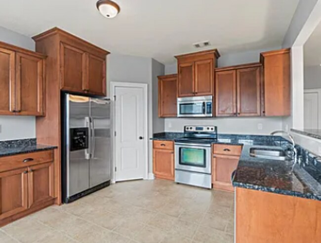Building Photo - 632 Dunrobin Ln