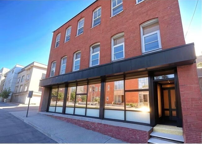 Building Photo - 61 Field St
