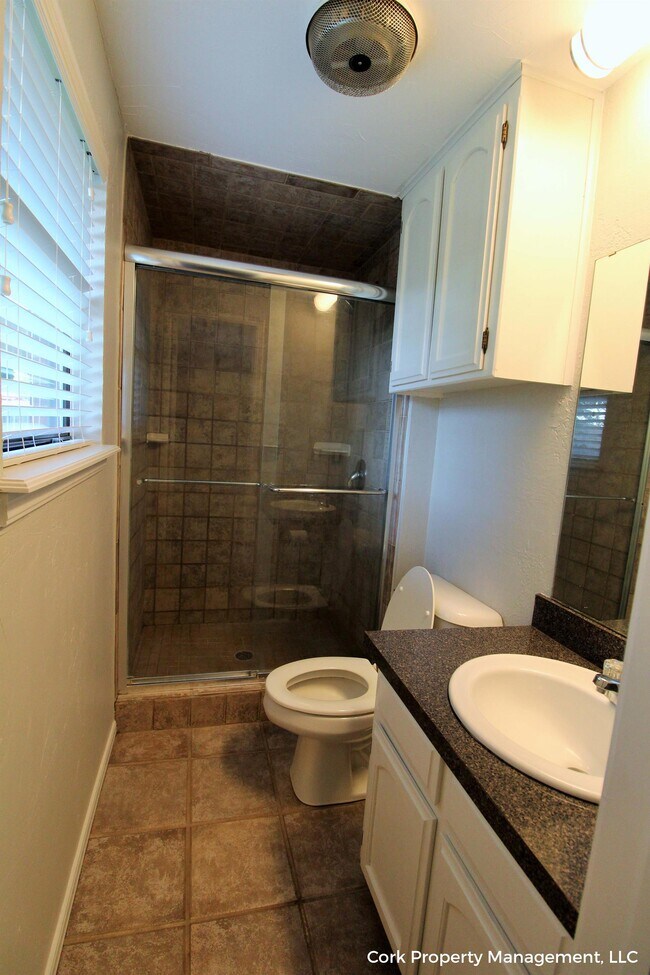 Building Photo - 1301 Del Norte Dr