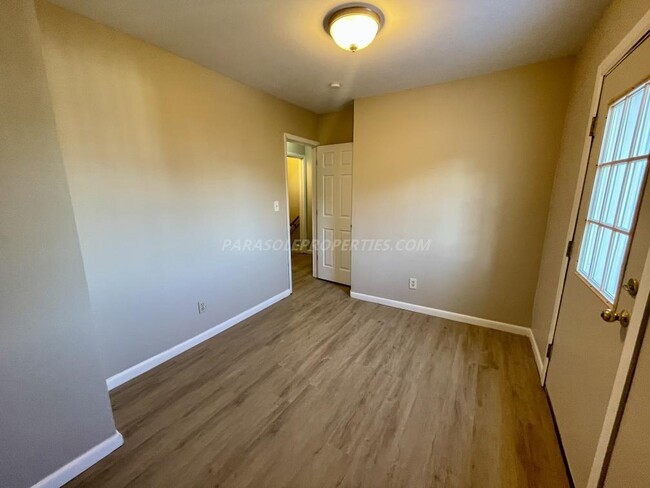 Building Photo - 1310 Amherst St