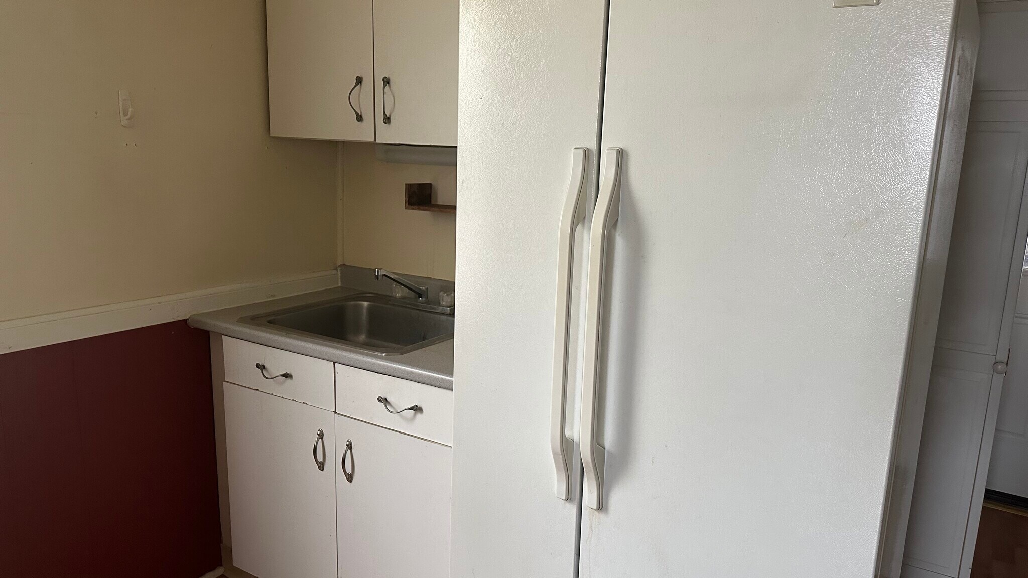 Building Photo - 307 25th St