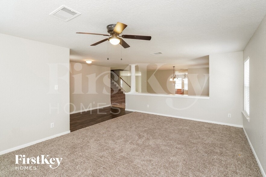 Building Photo - 851 Quitman Oak